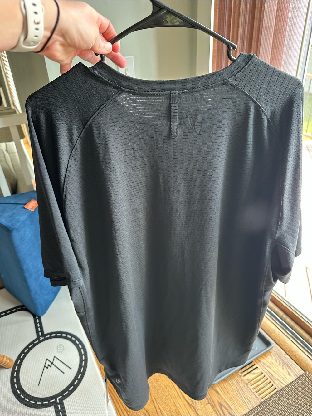 lululemon athletica Black Men's Short-Sleeve Athletic Shirt with Subtle Logo - Picture 3 of 4
